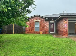 2612 Silvertree Dr #2612, Oklahoma City, OK 73120