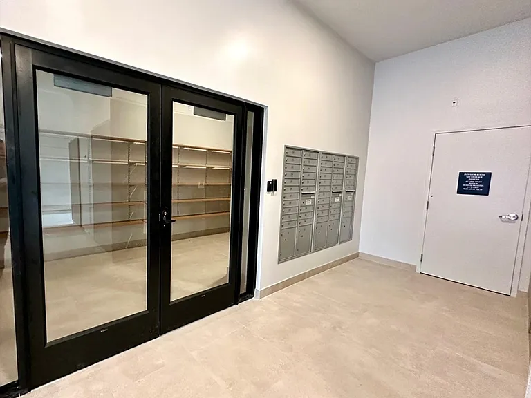 45 W Central St #313 — Photo 14