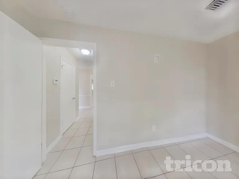 7902 Battlepine Dr — Photo 20