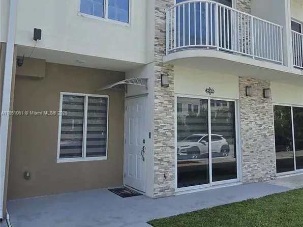 25876 SW 139th Path, Homestead, FL 33032