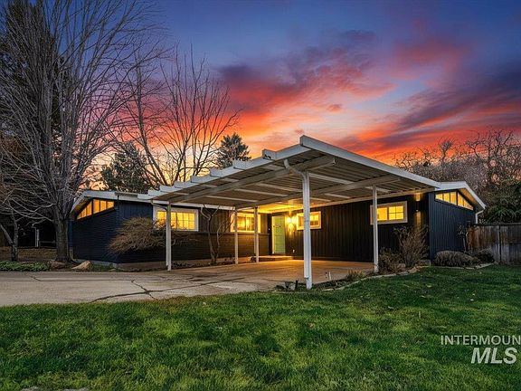 2nd image of 2904 N Bogus Basin Rd