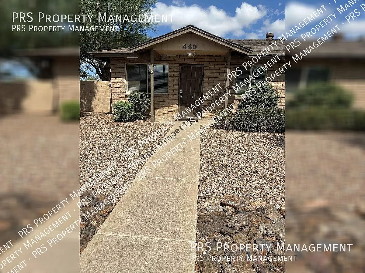 Newly renovated duplex in Mesa! — Photo 2