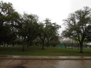 12710 Trail Hollow Dr, Houston, TX 77024