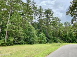 249 Timberlane Rd, Picayune, MS 39466