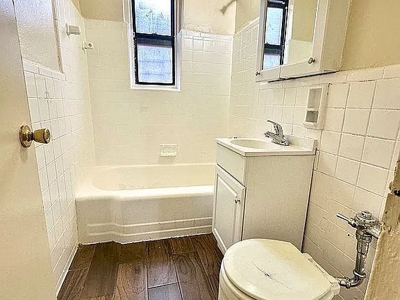 4th image of 89-29 163rd St #7L