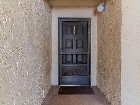 4th image of 700 Starkey Rd APT 1114