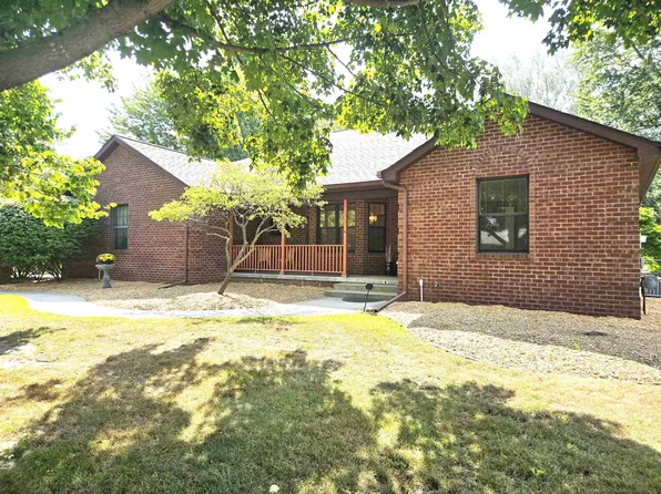 1008 Nebobish Ave, Essexville, MI 48732