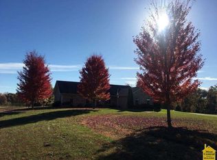 408 Oak St, Windsor, MO 65360