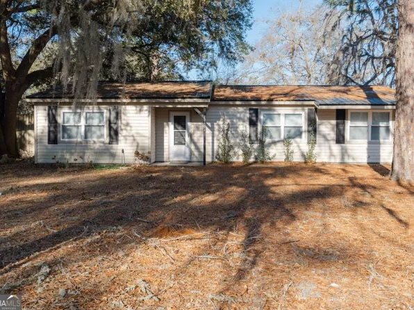 1101 Kelly Dr, Hinesville, GA 31313