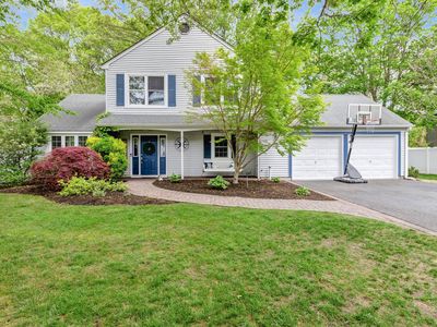 11 Samantha Drive, Coram, NY, 11727