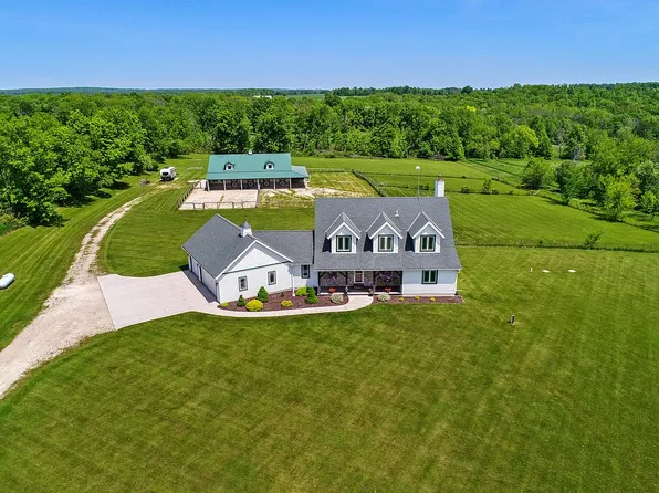 W7486 County Road F, Cascade, WI 53011