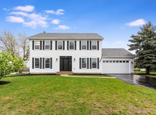 60 Barn Swallow Ct, Aurora, IL 60506