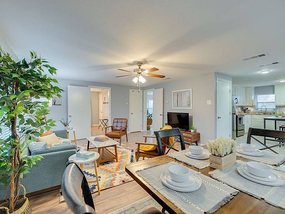 4th image of 2800 Primrose Ave #A