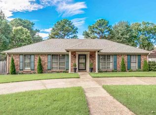 2925 Hacks Cross Rd, Germantown, TN 38138