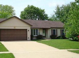 1420 40th Street Pl, Marion, IA 52302