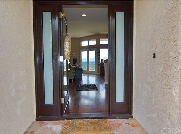 3rd image of 11779 Laurelcrest Dr