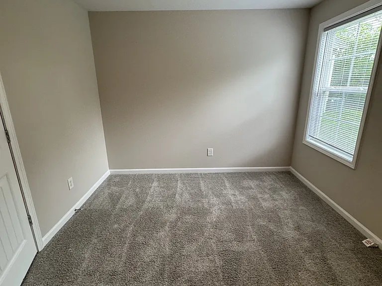 1529 Gambill Wood Dr — Photo 11