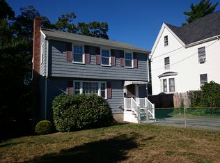 180 Temple St, West Roxbury, MA 02132