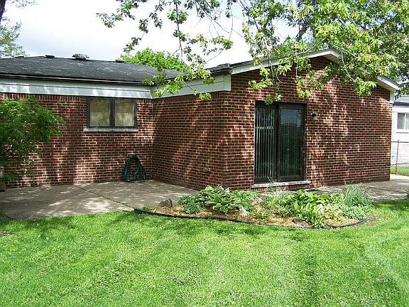 5th image of 34840 Campus Dr