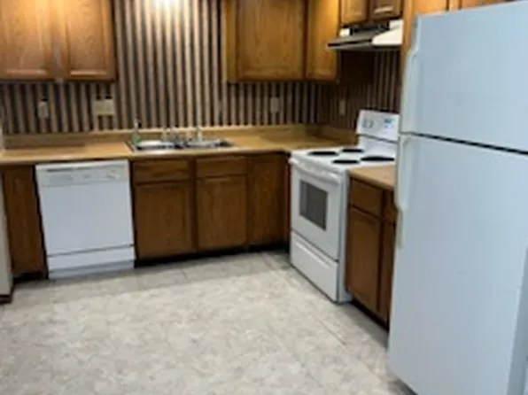 2203 E State Road 14, Rochester, IN