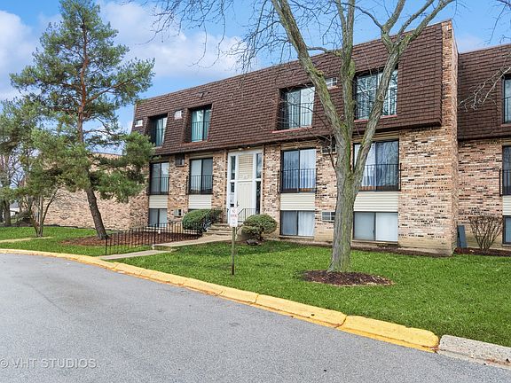 3rd image of 185 N Waters Edge Dr APT 201