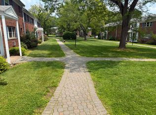 10 Colonial Dr APT A, Rocky Hill, CT 06067