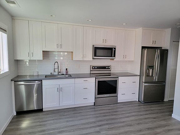 5th image of 2481 W Avenue 133rd