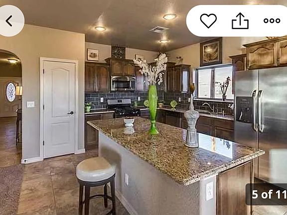5th image of 14837 Hunters Grove Ave