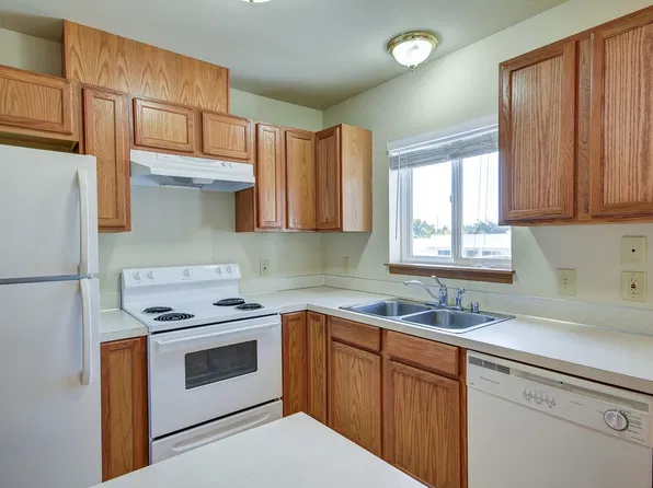 M0833 Arbor Terrace Condo's