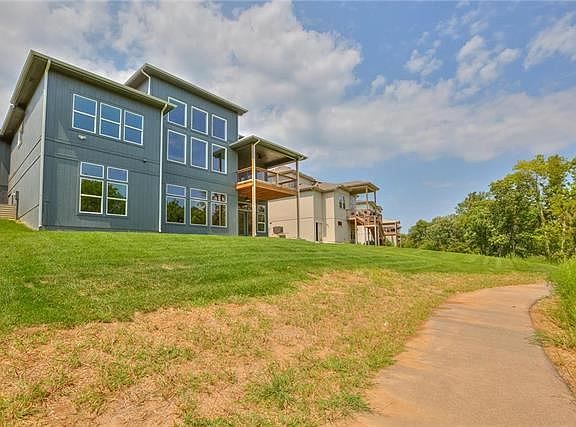 5th image of 7275 NW Forest Lakes Dr
