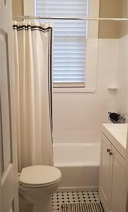 4th image of 1310 Willow Branch Ave #14302937