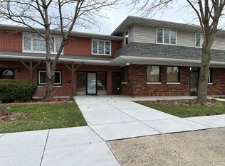 307 Jackson St #2, Genoa, IL 60135