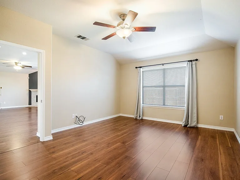 14536 Crystal Lake Dr — Photo 6