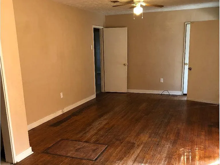 2824 Woodside Dr — Photo 11