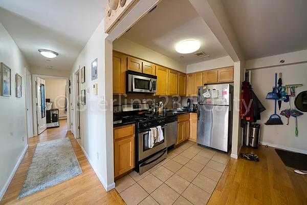 Rented by Sterling Realty Solution Inc | media 11