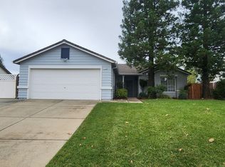 1158 Grouse Dr, Redding, CA 96003