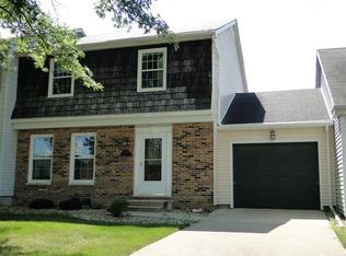 20 Arlington Dr, Macomb, IL 61455