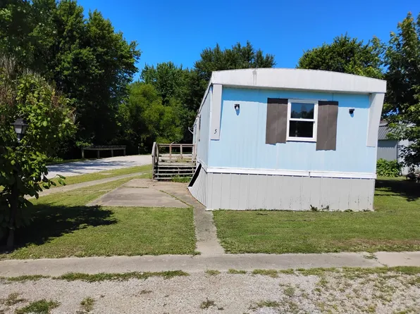 5 Mill Rd, Georgetown, IL 61846