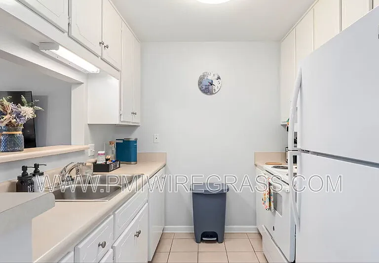 208 Foxchase Ln — Photo 11
