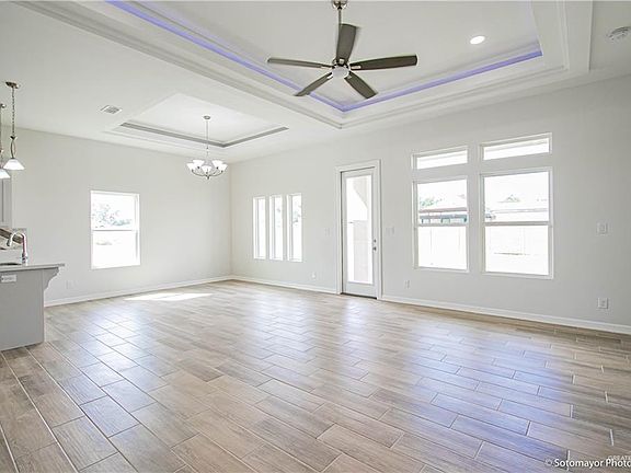 5th image of 4009 S Duncan Ln S