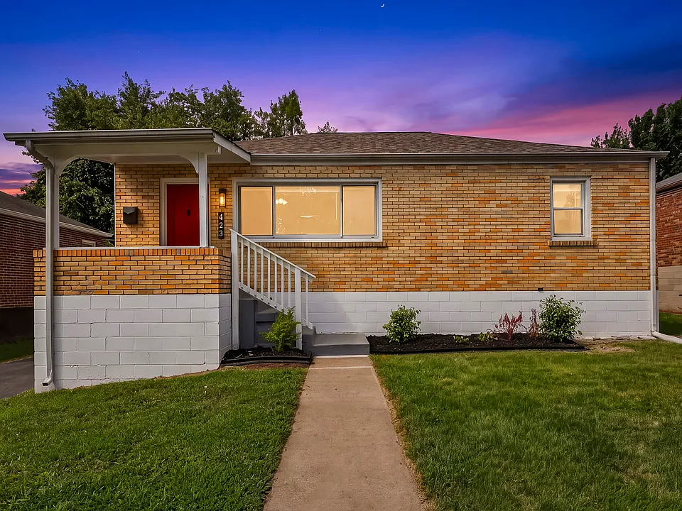 423 Warford Ave