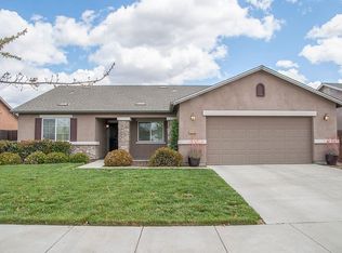 3228 N Newport St, Visalia, CA 93291