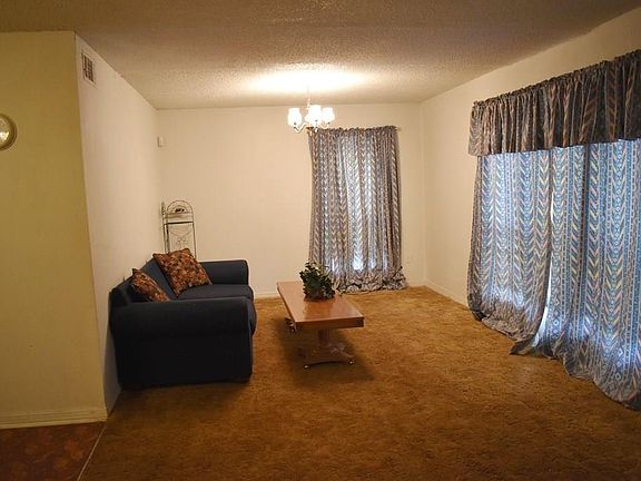 3rd image of 1527 Bivens St
