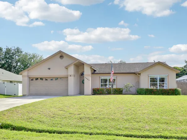 2065 SW Beauregard Street, Port St Lucie, FL 34953