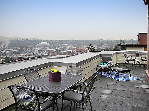 3rd image of 1501 Tacoma Ave S Unit 601