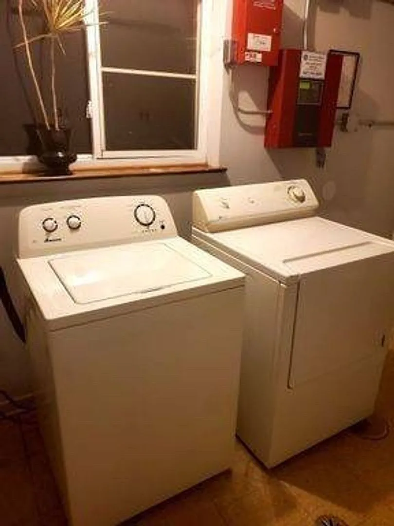 1 bed, $1,425 — Photo 4