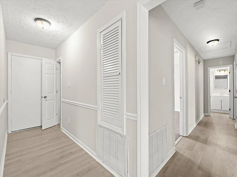 2357 Basswood Dr — Photo 5