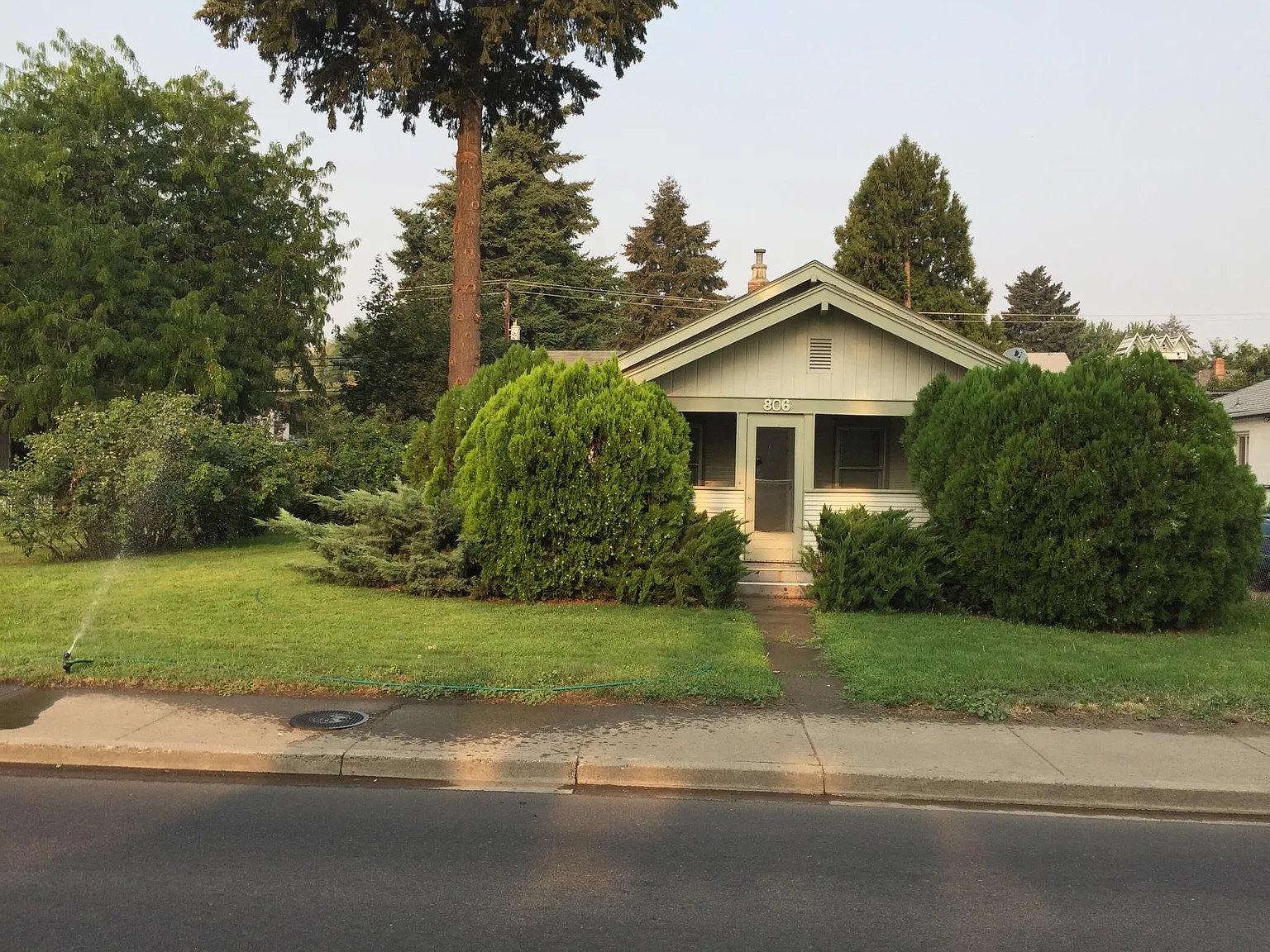 2 bed, 925 sqft, $1,350 — Photo 1