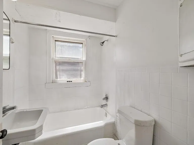 242 Crocker Blvd — Photo 13