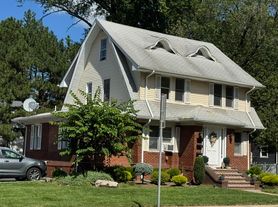 200 E Madison Ave, Dumont, NJ